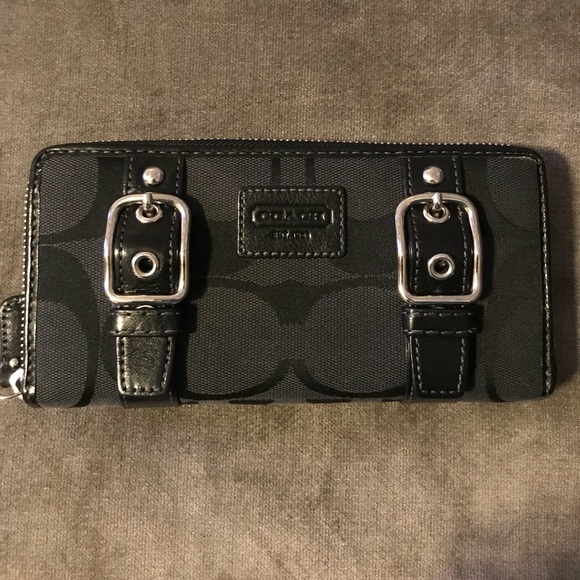 Coach Handbags - F43393 Black Coach Signature wallet